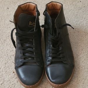 Leather men boots
